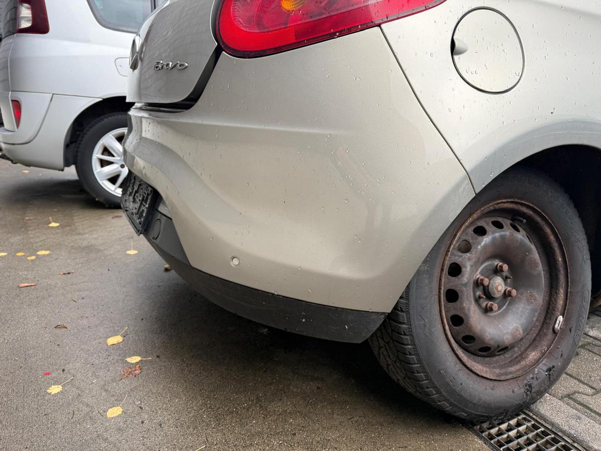 Fiat Bravo 198 original Stoßstange Stoßfänger hinten 272 Vanitoso Metallic BJ07